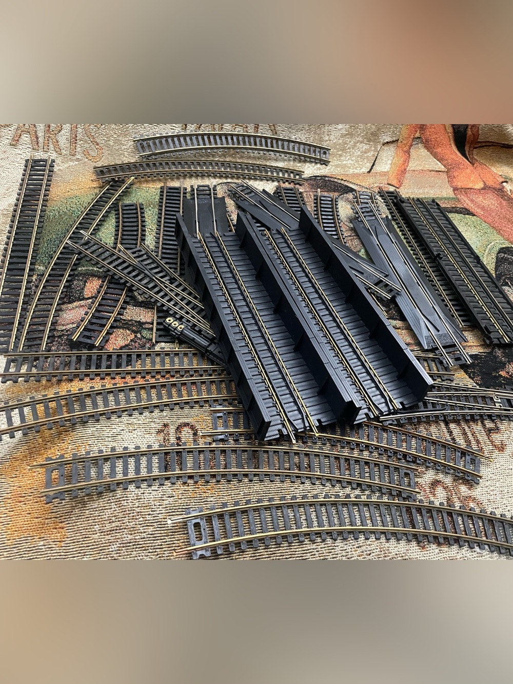 Assorted Lot of 26 Vintage Atlas HO Scale Toy Railroad Tracks